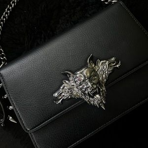 Bram Stoker’s Dracula crossbody purse in black by La Femme en Noir gothic bag